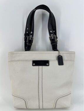 Coach Hamilton Pebbled Leather Tote – White with Black Trim – Vintage 2009
